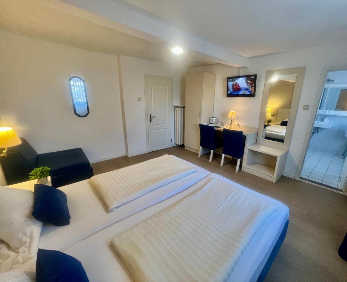 Hotel Pelikan Kitzingen Ngoại thất bức ảnh
