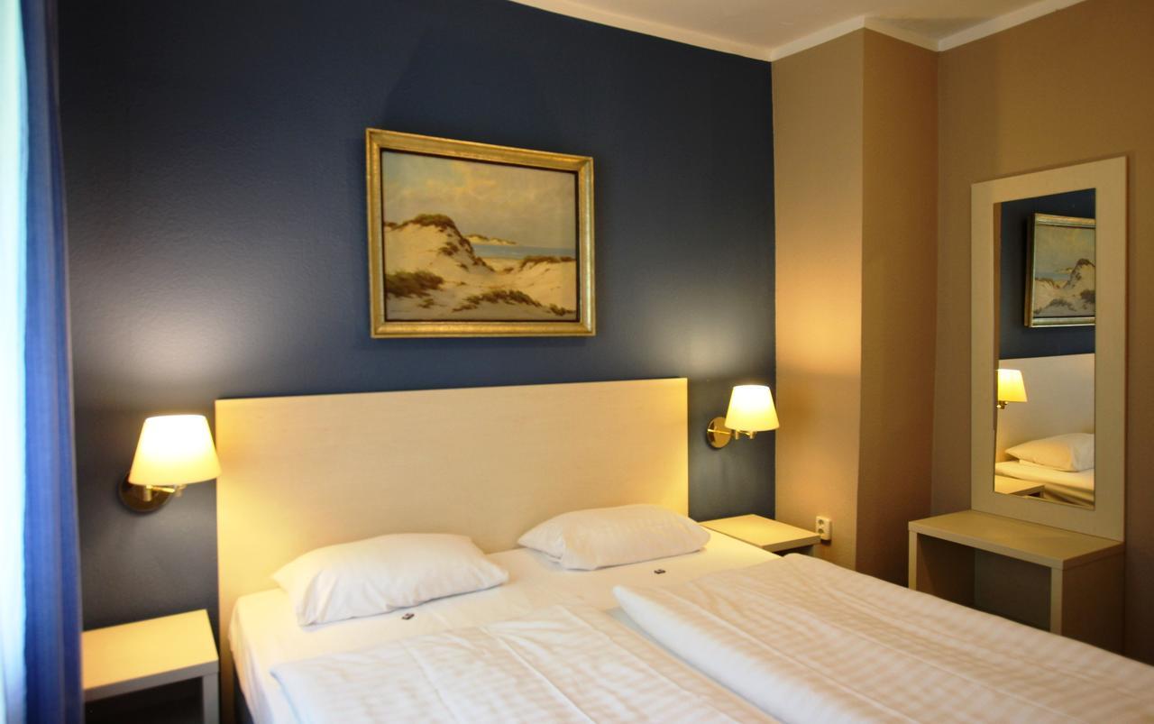 Hotel Pelikan Kitzingen Ngoại thất bức ảnh
