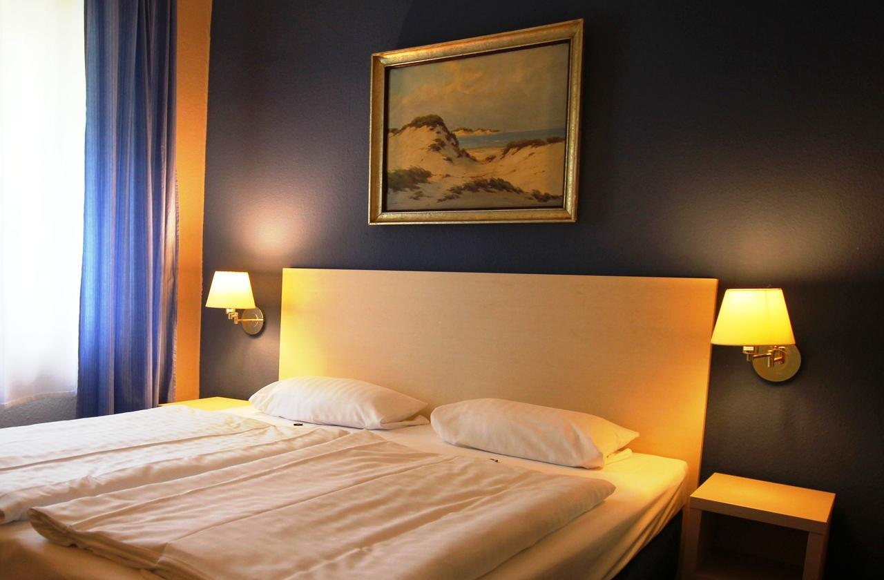 Hotel Pelikan Kitzingen Ngoại thất bức ảnh