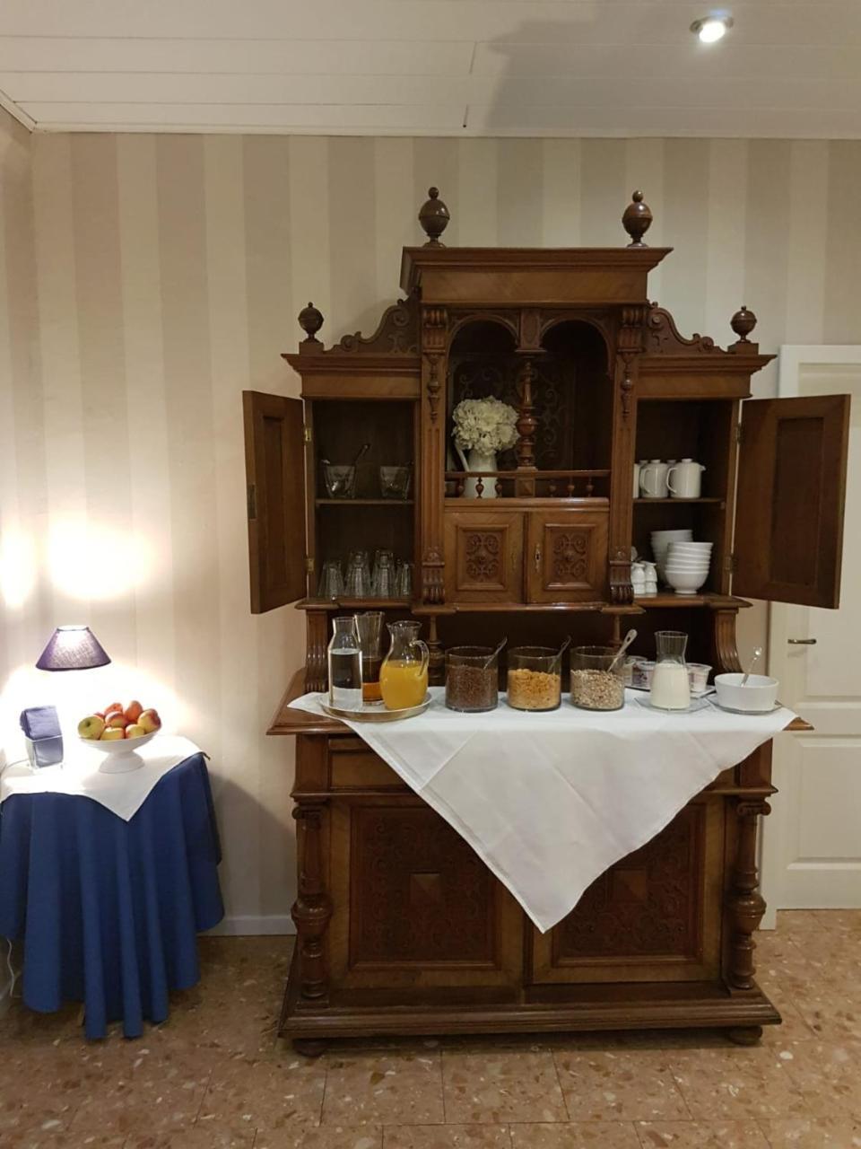 Hotel Pelikan Kitzingen Ngoại thất bức ảnh
